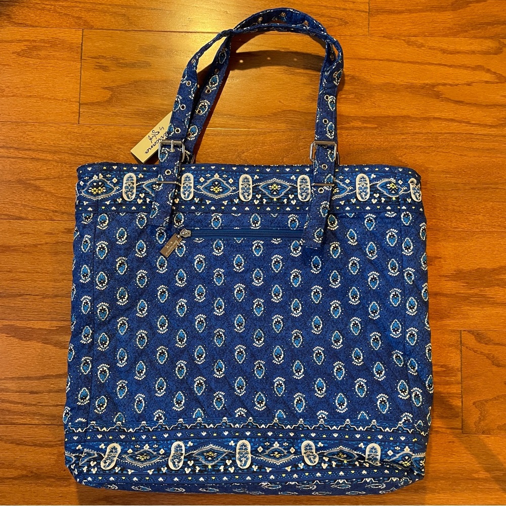 NWT quilted fabric tote